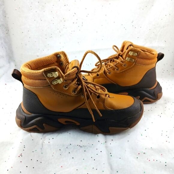 Champion Bromad C-Lock Boots Wheat | Brown, Mens US Size 9 Sneaker/Shoe Athletic - Picture 1 of 15